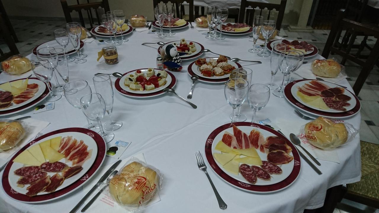 Hostal Restaurante Rufino Berlanga Екстер'єр фото
